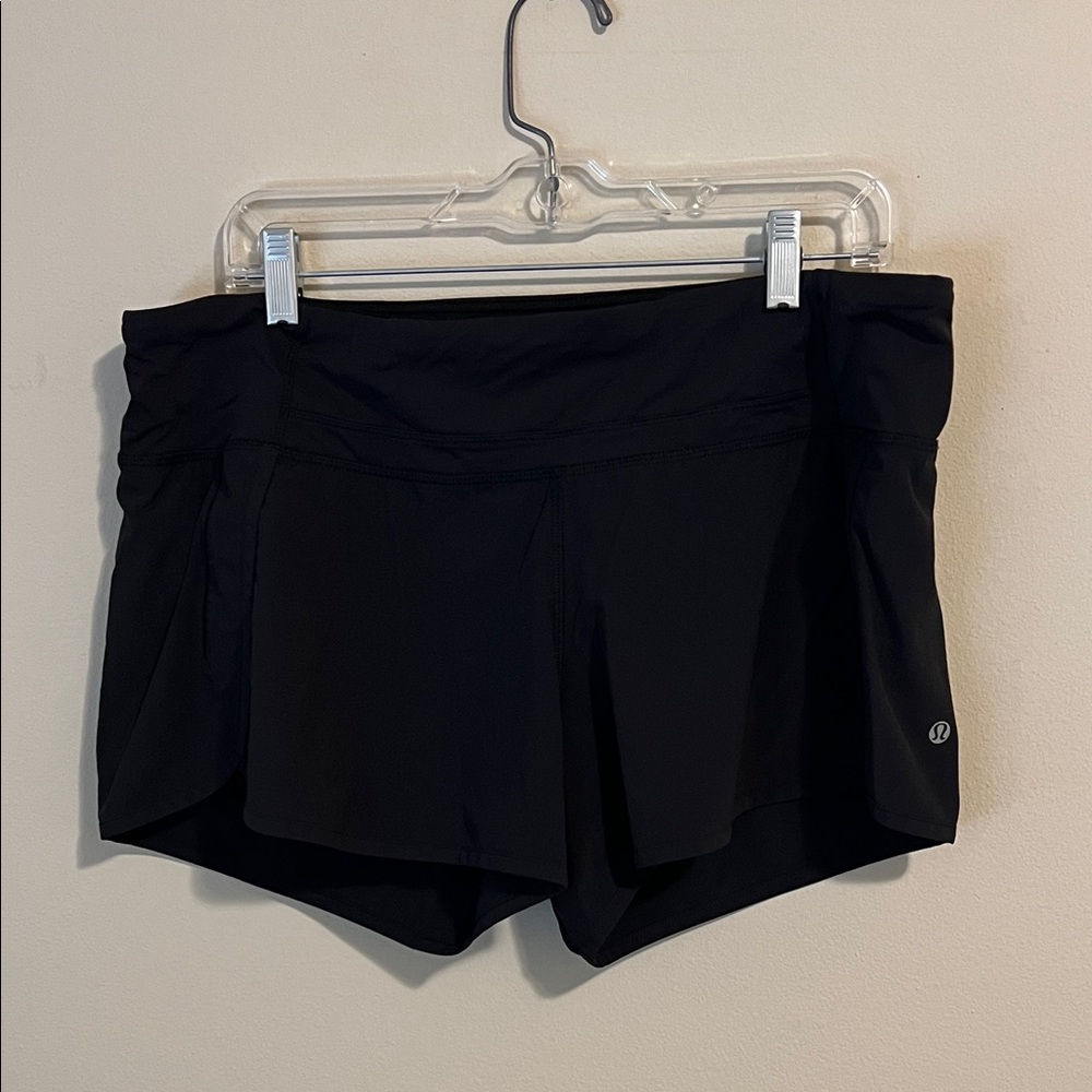 Retro Lululemon 4” Speed Short, women’s black, size 12.